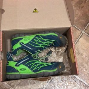 Keen shoes